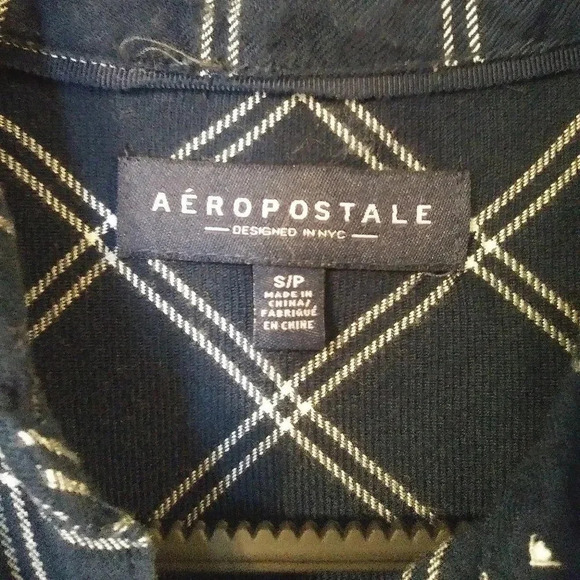 Aeropostale Button Down Plaid Blouse - Picture 3 of 5